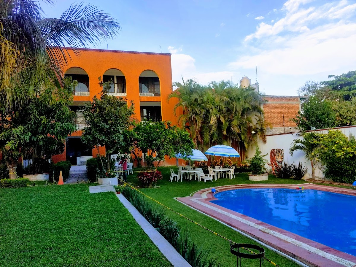 cuautla hotel estancia los arcos